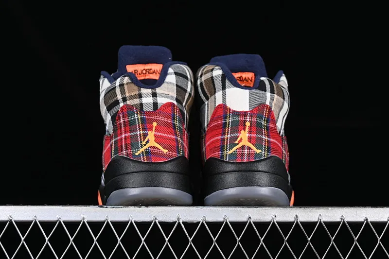 All categories Air Jordan Jordan series basketball shoes Air Jordan 5 Air Jordan 5 Retro "Plaid" AJ5 Joe 5 Christmas Carnival Scottish plaid fabric FD4814-008